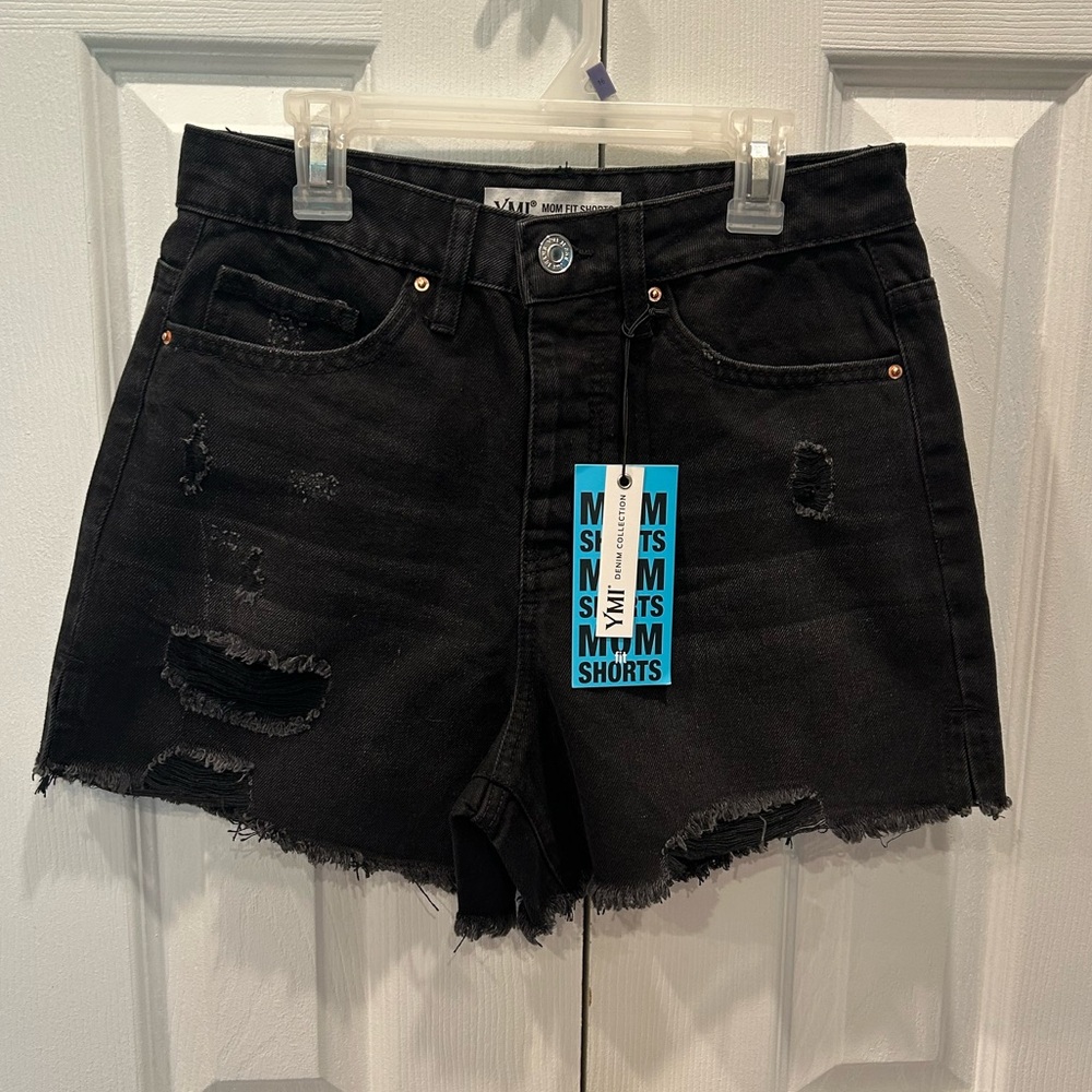 YMI Denim Mom Shorts Size 3 / 26 High Rise Distressed Black Button Fly